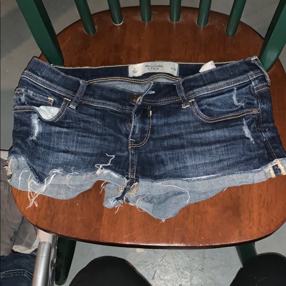Abercrombie and Fitch shorty shorts